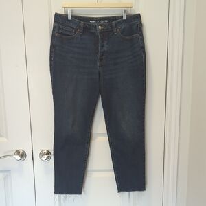 Old Navy High Rise OG Straight Secret Smooth Pockets Jeans in Size 14 Euc